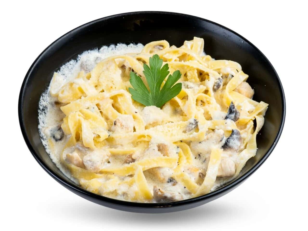 Паста с курочкой и грибами — 3 190 ₸